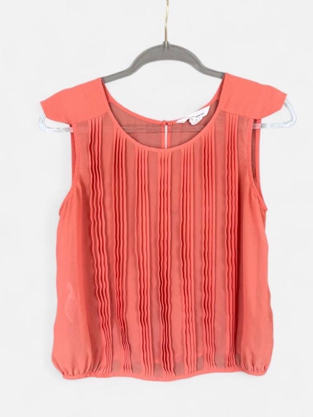 Vintage y2k-era BCBGeneration Coral Pleated Bubble Hem Blouse size small
